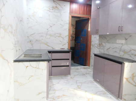 984795171-4) Li id 363 - First Floor Kitchen.JPG